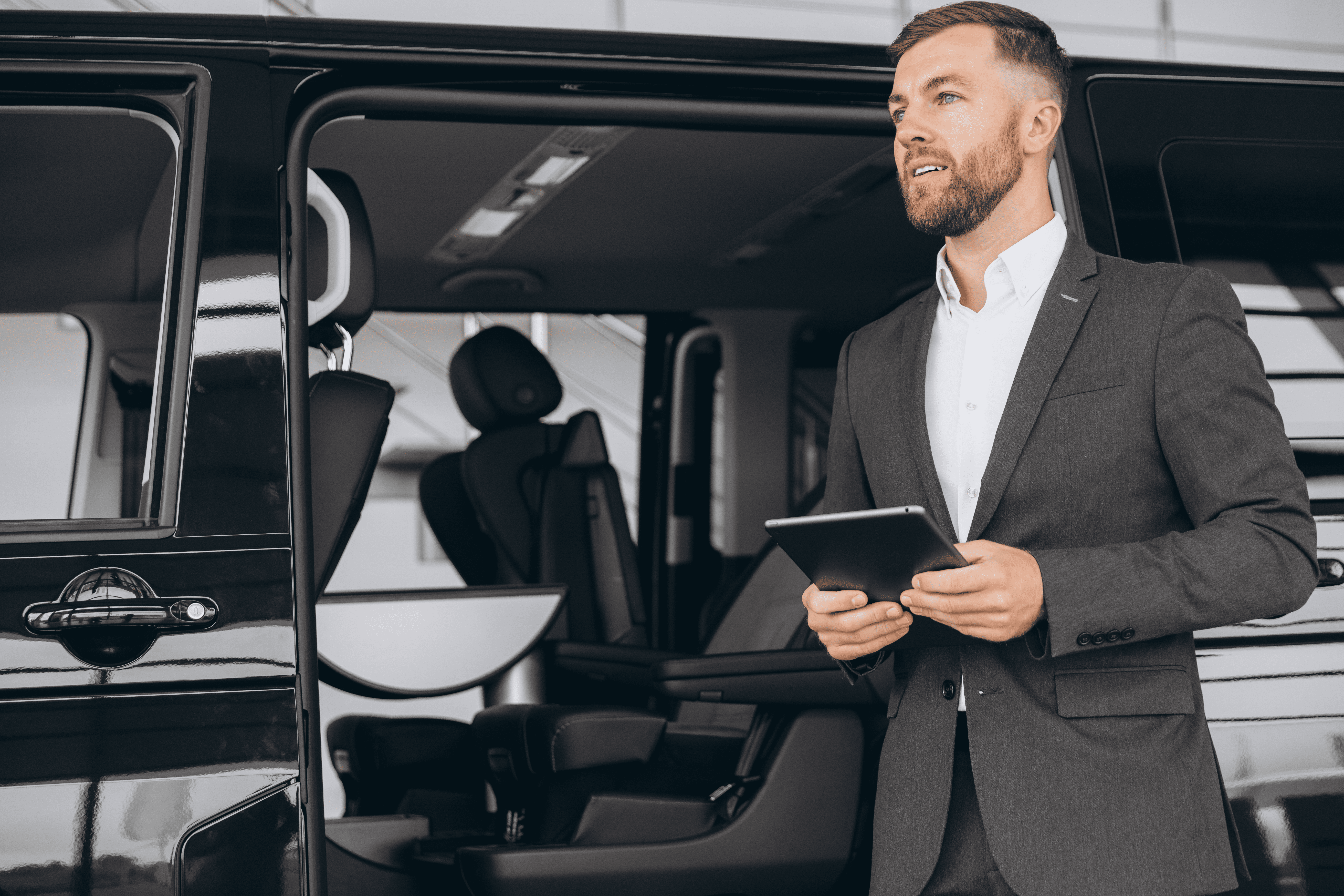 China transfer bus hire services 2